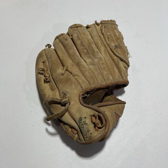 Vintage MacGregor Baseball Glove Right Handed Thrower - Picture 2 of 7